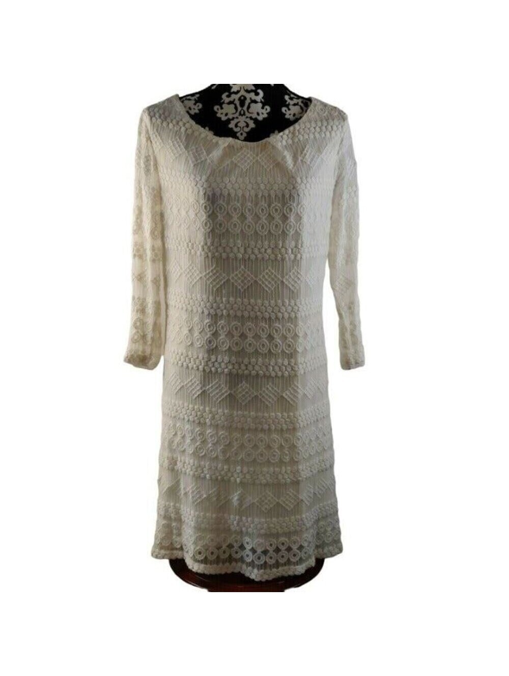 AUW Medium Ivory Lace Dress - Long Sleeve, Knee Length